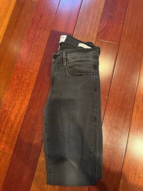 Frame Denim Women's Le Skinny Croped Jeans in Washed Black